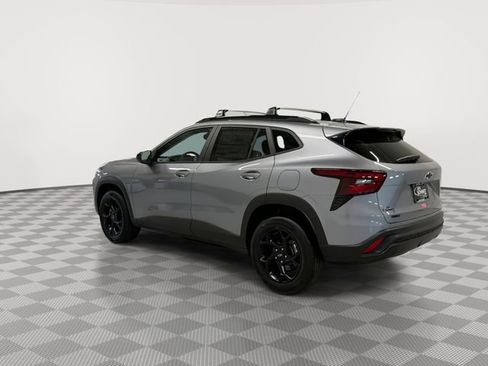 New 2026 Chevrolet Trax LT w/ Driver Confidence Package FWD image 7