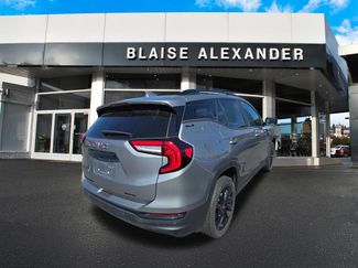 Used 2023 GMC Terrain SLE w/ Driver Convenience Package AWD/4WD video 3