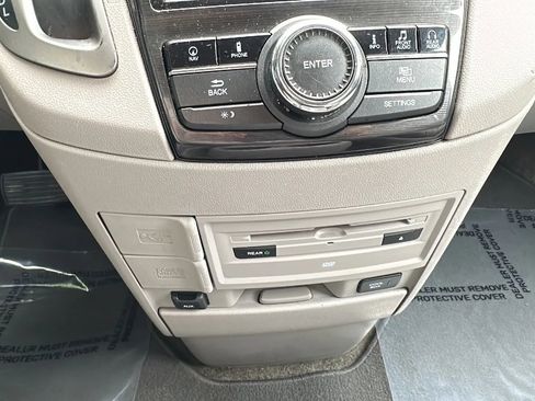 Used 2015 Honda Odyssey Touring image 42