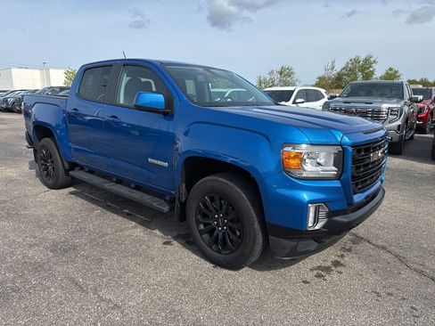 Certified 2022 GMC Canyon Elevation w/ Trailering Package AWD/4WD image 2