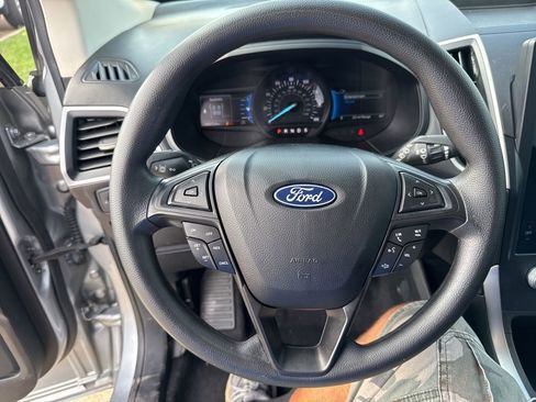 Used 2022 Ford Edge SE image 21