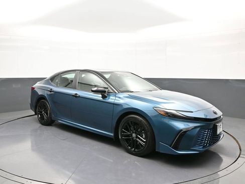 Certified 2025 Toyota Camry XSE image 4