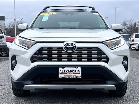 Used 2021 Toyota RAV4 Limited image 3
