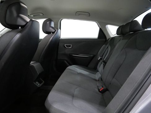 Used 2025 Kia K4 FWD image 23