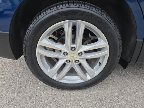 Used 2019 Chevrolet Equinox Premier image 12