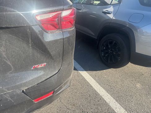 Used 2022 Chevrolet Blazer RS w/ Enhanced Convenience Package image 6