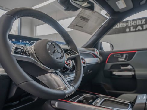 Certified 2026 Mercedes-Benz GLB 250 4MATIC image 7