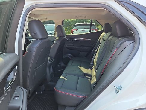 Used 2023 Buick Envision Essence w/ Sport Touring Package AWD/4WD image 10