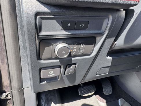Used 2022 Ford Expedition Max Limited AWD/4WD image 30