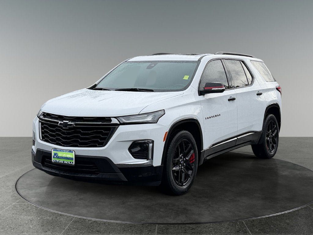 Certified 2023 Chevrolet Traverse Premier w/ Redline Edition AWD/4WD image 4