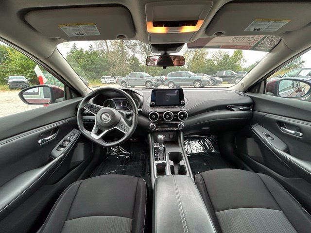 Used 2020 Nissan Sentra SV FWD image 18