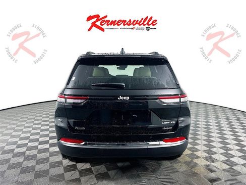 New 2025 Jeep Grand Cherokee Limited image 6