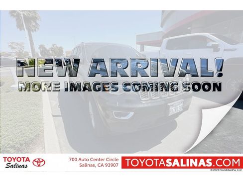 Used 2021 Jeep Grand Cherokee Laredo X image 1