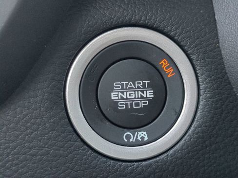 New 2026 RAM 1500 4x4 Crew Cab image 30