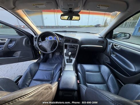 Used 2006 Volvo V70 R image 11