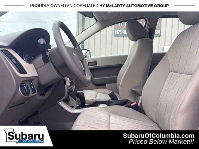 Used 2010 Ford Focus SE FWD image 17