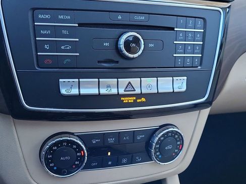 Used 2019 Mercedes-Benz GLE 400 GLE 400 image 28