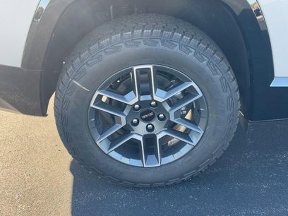 New 2026 GMC Terrain AT4 w/ Convenience Package III