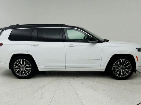 Used 2025 Jeep Grand Cherokee L Summit AWD/4WD image 9