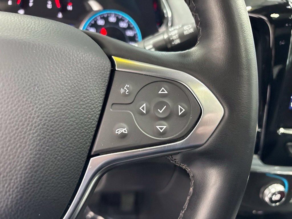 Used 2023 Chevrolet Traverse LT w/ LT Premium Package AWD/4WD image 16