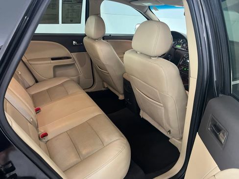 Used 2009 Ford Taurus SEL FWD image 22