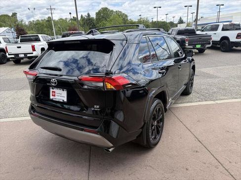 Certified 2025 Toyota RAV4 SE w/ Convenience Package AWD/4WD image 6