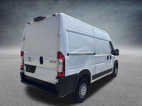 Used 2025 RAM ProMaster 2500 w/ Convenience Group FWD image 10