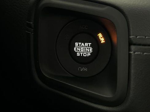 New 2026 Jeep Wrangler Unlimited Sahara AWD/4WD image 18