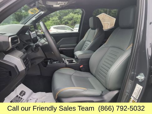 Used 2024 Toyota Tacoma 4x4 Double Cab Hybrid image 11