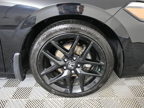 Used 2022 Honda Civic Sport Touring image 11