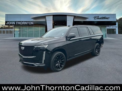 Used 2022 Cadillac Escalade ESV Sport Platinum RWD image 1