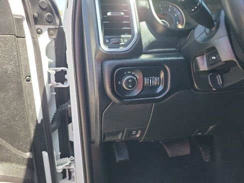 Used 2024 RAM 2500 Laramie AWD/4WD image 21