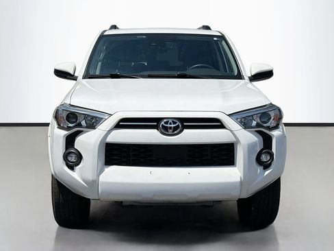 Used 2022 Toyota 4Runner SR5 RWD image 3