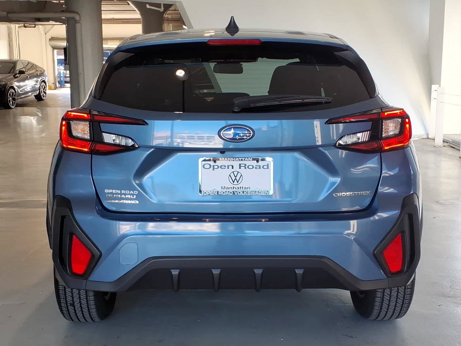 Used 2024 Subaru Crosstrek 2.0i AWD/4WD image 5