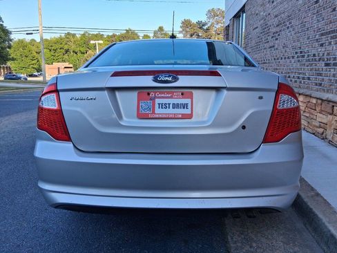 Used 2010 Ford Fusion S FWD image 4