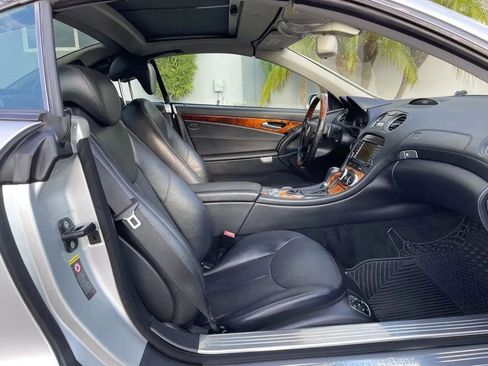 Used 2007 Mercedes-Benz SL 550 image 16