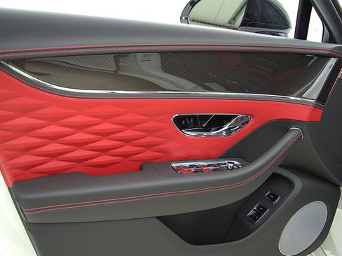 Certified 2023 Bentley Flying Spur S V8 image 50