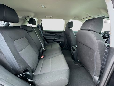 Used 2025 Honda CR-V LX image 18