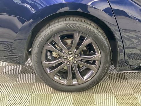 Used 2021 Toyota Sienna XSE image 39