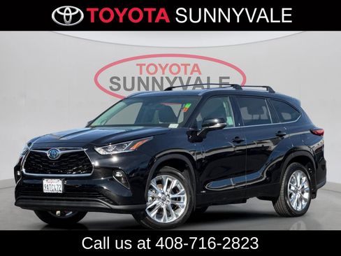Used 2022 Toyota Highlander Limited image 1