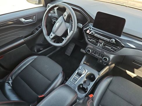 Used 2025 Ford Escape ST-Line Select image 18