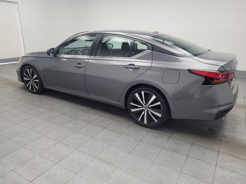 Used 2019 Nissan Altima 2.5 SR FWD image 3