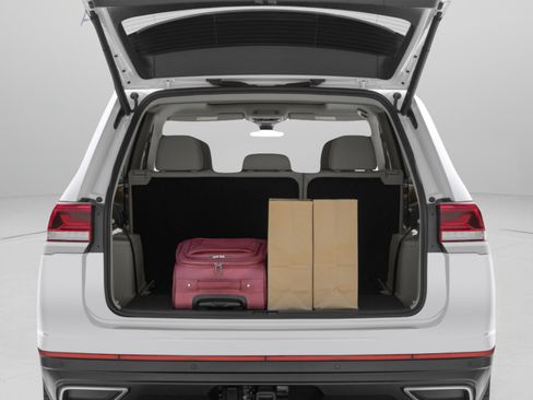 Used 2024 Volkswagen Atlas SE FWD image 31