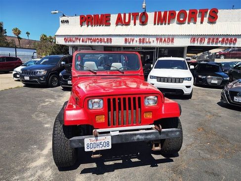 Used 1995 Jeep Wrangler S image 10