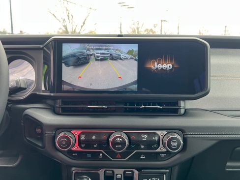 Used 2024 Jeep Wrangler Sahara w/ Dual Top Group AWD/4WD image 25