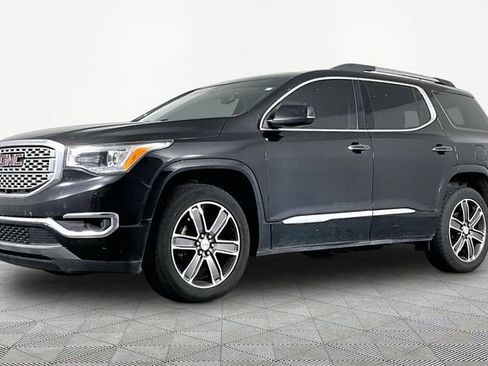 Used 2018 GMC Acadia Denali w/ Technology Package FWD image 1