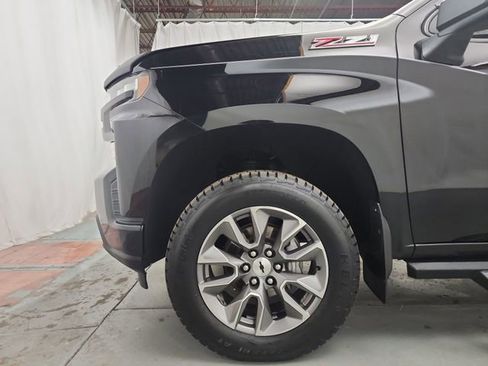 Used 2019 Chevrolet Silverado 1500 RST image 22