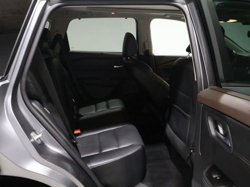 Used 2023 Nissan Rogue SV w/ SV Premium B Package image 21