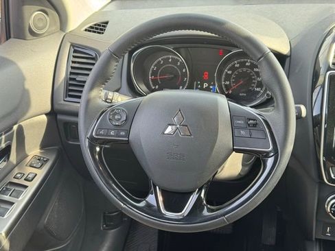 Used 2025 Mitsubishi Outlander Sport image 17