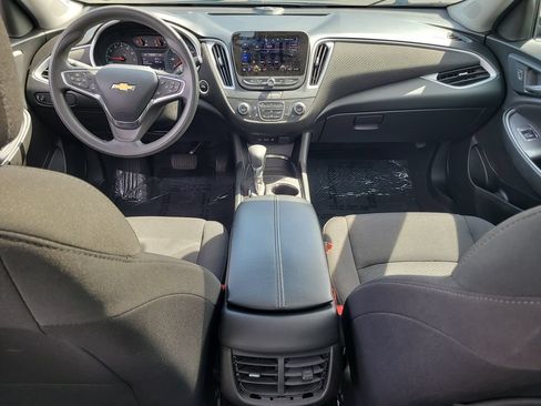 Used 2023 Chevrolet Malibu LT FWD image 11